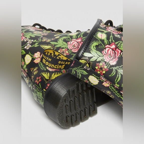 New Dr Martens 1460 WOMEN'S FLORAL BLOOM LEATHER LACE UP BOOTS Size 7 - Picture 8 of 9